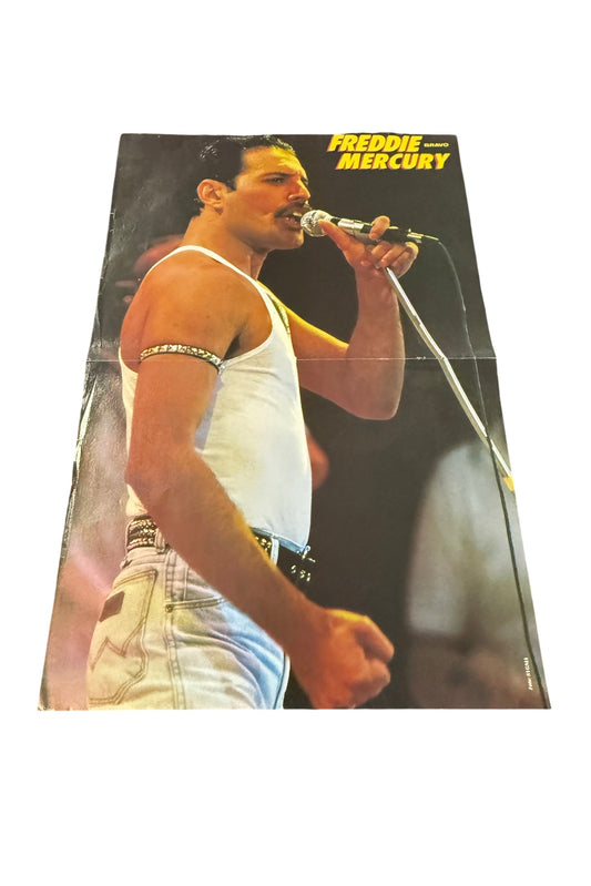 Freddy Mercury QUEEN - Medium Sized Old School Poster - RARE